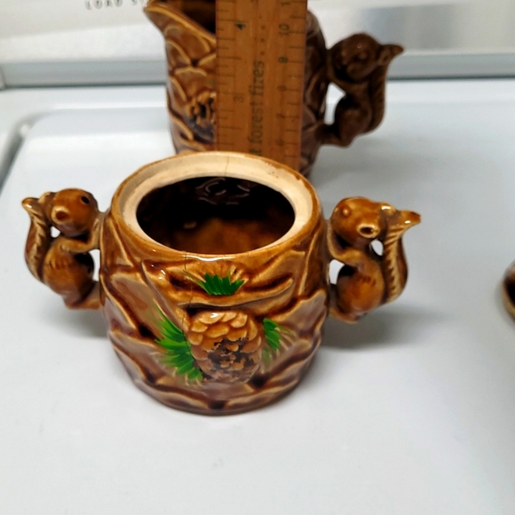 ❤️ 5 for $25 - Vintage Squirrel Acorn Cream and Sugar Serving Set - Picture 7 of 8